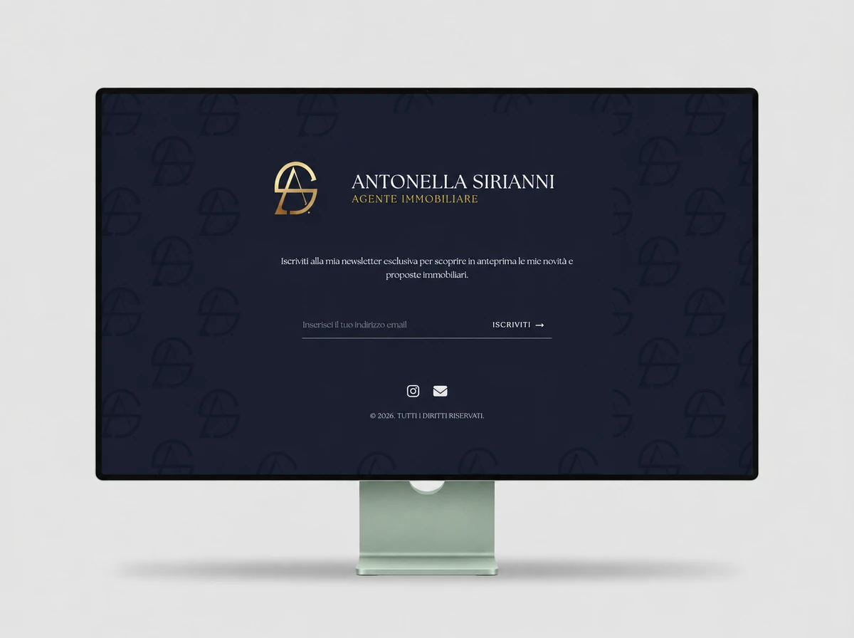 Antonella Sirianni newsletter page displayed on a desktop monitor